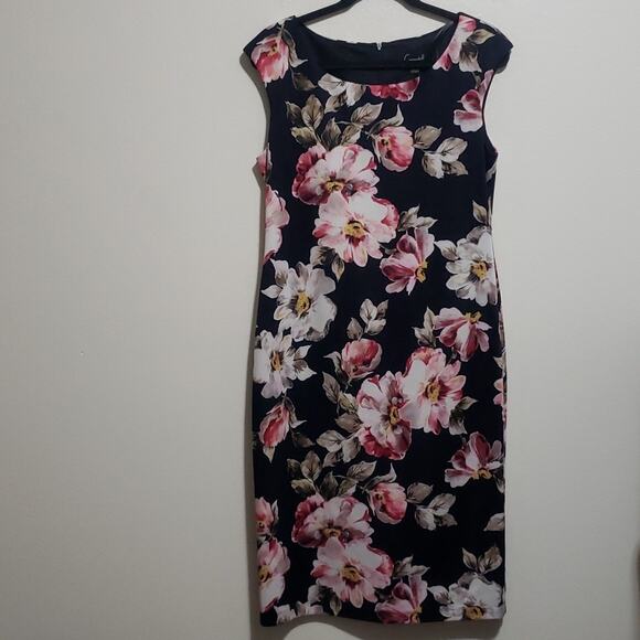 Connected Apparel Floral Dress - Picture 1 of 7